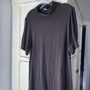 💘 Loft Mock Neck Long Stretchy Comfortable Top in Chocolate Brown 💘